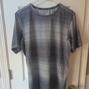 men's Brooks s/s running shirt size Med